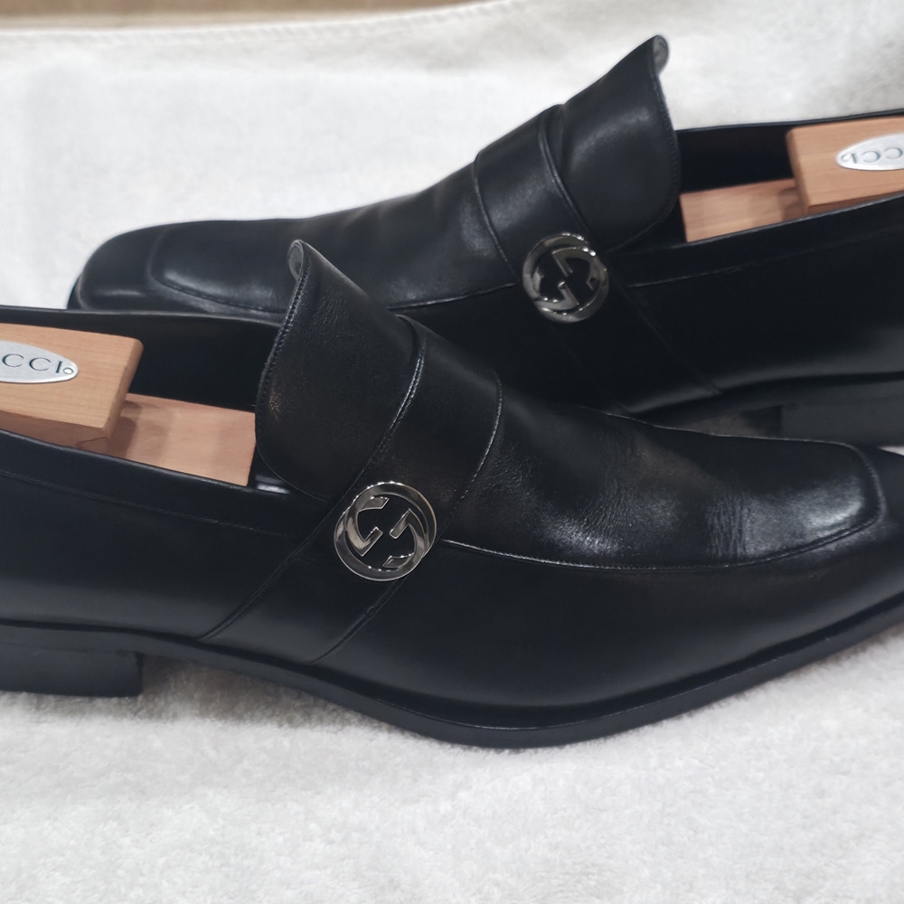 Gucci Black Leather Men’s Slip-On Loafers